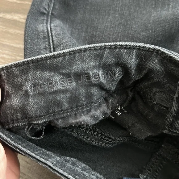 American Eagle Hi Rise Jegging Size 2 Short - Picture 3 of 7